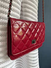 Lade das Bild in den Galerie-Viewer, CHANEL WOC
