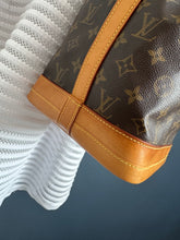 Lade das Bild in den Galerie-Viewer, LOUIS VUITTON NOÉ GRANDE
