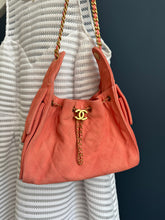 Lade das Bild in den Galerie-Viewer, CHANEL 25 SMALL
