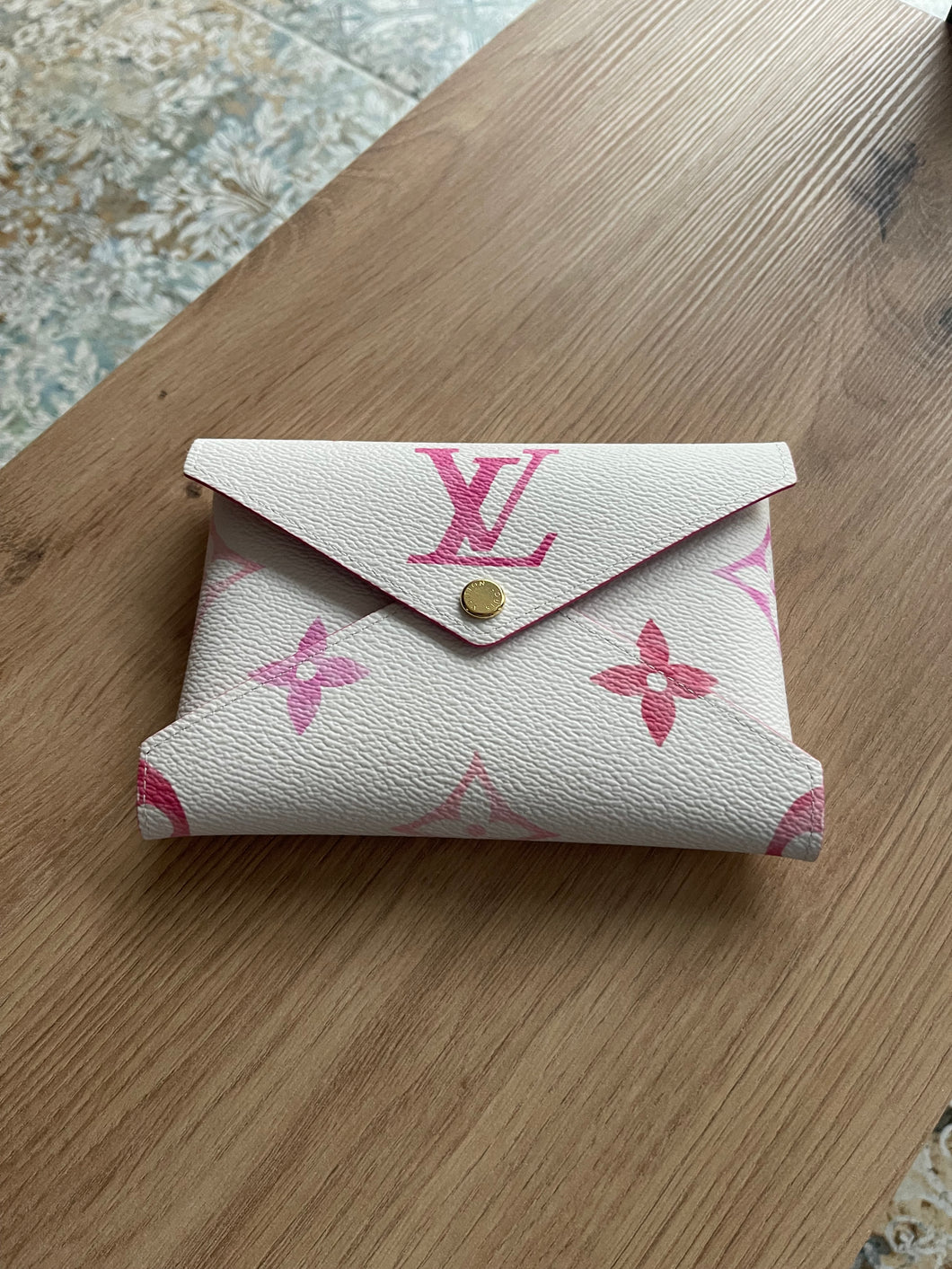 LOUIS VUITTON KIRIGAMI POCHETTE