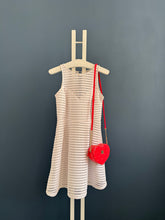 Lade das Bild in den Galerie-Viewer, MCM PATRICIA HEART
