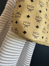 Lade das Bild in den Galerie-Viewer, MCM SHOPPER MEDIUM

