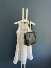 Lade das Bild in den Galerie-Viewer, MCM SHOPPER SMALL
