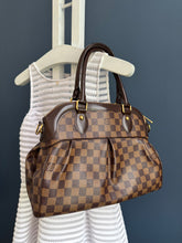 Lade das Bild in den Galerie-Viewer, LOUIS VUITTON TIVOLI
