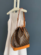 Lade das Bild in den Galerie-Viewer, LOUIS VUITTON NOÉ GRANDE
