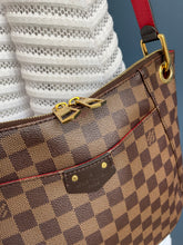 Lade das Bild in den Galerie-Viewer, LOUIS VUITTON SOUTH BANK
