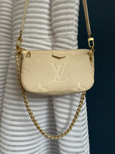 Lade das Bild in den Galerie-Viewer, LOUIS VUITTON MULTI POCHETTE EMPREINTE
