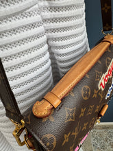 Lade das Bild in den Galerie-Viewer, LOUIS VUITTON MÉTIS PATCHES

