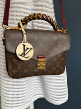 Lade das Bild in den Galerie-Viewer, LOUIS VUITTON MÉTIS
