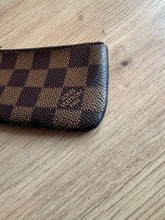 Lade das Bild in den Galerie-Viewer, LOUIS VUITTON SCHLÜSSELETUI

