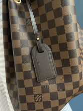 Lade das Bild in den Galerie-Viewer, LOUIS VUITTON GRACEFUL MM
