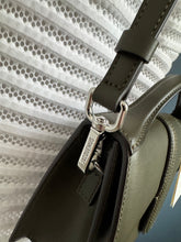 Lade das Bild in den Galerie-Viewer, JACQUEMUS LE GRANDE BAMBINO
