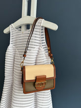 Lade das Bild in den Galerie-Viewer, LOUIS VUITTON DAUPHINE
