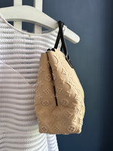 Lade das Bild in den Galerie-Viewer, LOUIS VUITTON W TOTE
