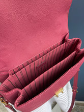 Lade das Bild in den Galerie-Viewer, LOUIS VUITTON MÉTIS EMPREINTE
