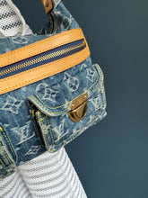 Lade das Bild in den Galerie-Viewer, LOUIS VUITTON BAGGY DENIM
