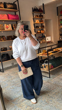Lade das Bild in den Galerie-Viewer, LOUIS VUITTON CLUTCH
