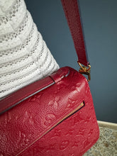 Lade das Bild in den Galerie-Viewer, LOUIS VUITTON MÉTIS EMPREINTE
