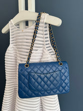 Lade das Bild in den Galerie-Viewer, CHANEL DOUBLE FLAP MEDIUM
