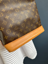 Lade das Bild in den Galerie-Viewer, LOUIS VUITTON NOÉ GRANDE
