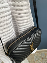 Lade das Bild in den Galerie-Viewer, YSL CAMERA BAG
