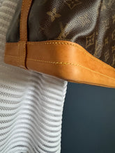 Lade das Bild in den Galerie-Viewer, LOUIS VUITTON NOÉ GRANDE
