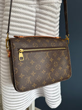 Lade das Bild in den Galerie-Viewer, LOUIS VUITTON MÉTIS
