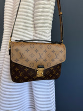 Lade das Bild in den Galerie-Viewer, LOUIS VUITTON MÉTIS REVERSE
