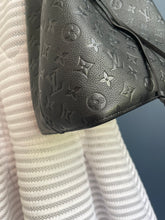 Lade das Bild in den Galerie-Viewer, LOUIS VUITTON NÉONOÉ EMPREINTE
