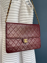 Lade das Bild in den Galerie-Viewer, CHANEL TIMELESS
