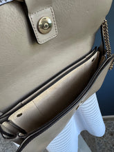 Lade das Bild in den Galerie-Viewer, CHLOÉ FAYE
