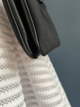 Lade das Bild in den Galerie-Viewer, PRADA CROSSBODY
