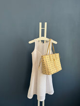 Lade das Bild in den Galerie-Viewer, MCM SHOPPER MEDUIM

