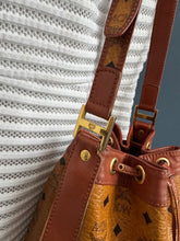 Lade das Bild in den Galerie-Viewer, MCM VINTAGE BEUTEL
