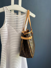 Lade das Bild in den Galerie-Viewer, LOUIS VUITTON BATIGNOLLES
