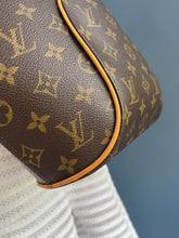 Lade das Bild in den Galerie-Viewer, LOUIS VUITTON ELLIPSE PM
