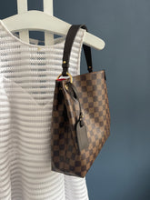 Lade das Bild in den Galerie-Viewer, LOUIS VUITTON GRACEFUL PM
