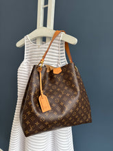 Lade das Bild in den Galerie-Viewer, LOUIS VUITTON GRACEFUL MM
