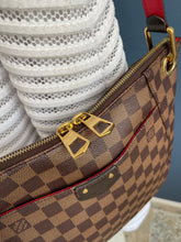 Lade das Bild in den Galerie-Viewer, LOUIS VUITTON SOUTH BANK
