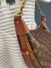 Lade das Bild in den Galerie-Viewer, LOUIS VUITTON LOOP HOBO
