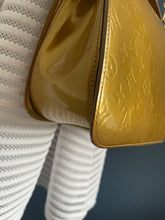 Lade das Bild in den Galerie-Viewer, LOUIS VUITTON MIRADA
