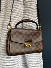 Lade das Bild in den Galerie-Viewer, LOUIS VUITTON CROISSETE
