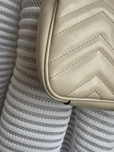 Lade das Bild in den Galerie-Viewer, GUCCI MARMONT
