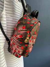Lade das Bild in den Galerie-Viewer, LOUIS VUITTON PALM SPRINGS RUCKSACK
