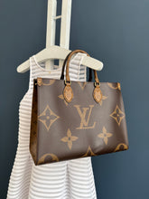 Lade das Bild in den Galerie-Viewer, LOUIS VUITTON ONTHEGO MM

