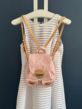 Lade das Bild in den Galerie-Viewer, LOUIS VUITTON VENICE DENIM RUCKSACK
