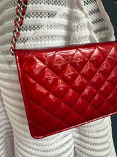 Lade das Bild in den Galerie-Viewer, CHANEL WOC
