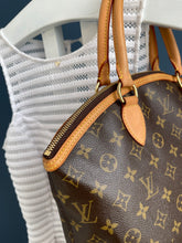 Lade das Bild in den Galerie-Viewer, LOUIS VUITTON LOCKIT
