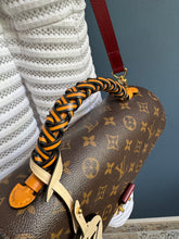 Lade das Bild in den Galerie-Viewer, LOUIS VUITTON MÉTIS
