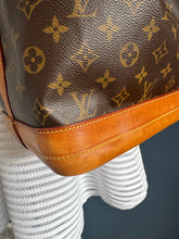 Lade das Bild in den Galerie-Viewer, LOUIS VUITTON NOÉ GRANDE
